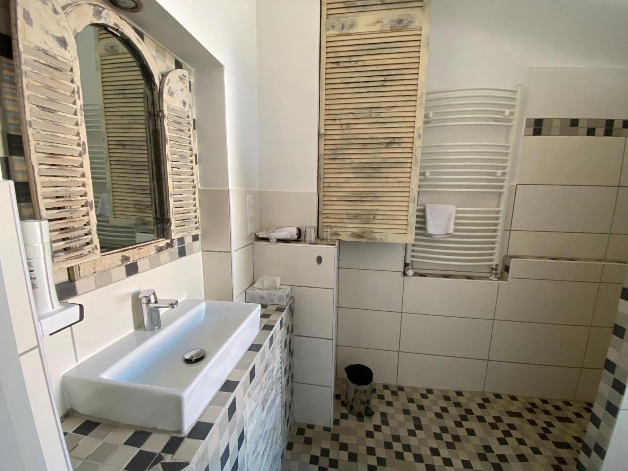 Avalon Bed & Breakfast Themen/- Nichtraucherhotel Hannover Luaran gambar